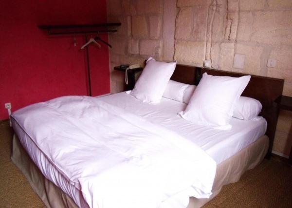 Hotel Saint Trophime Arles Eksteriør billede